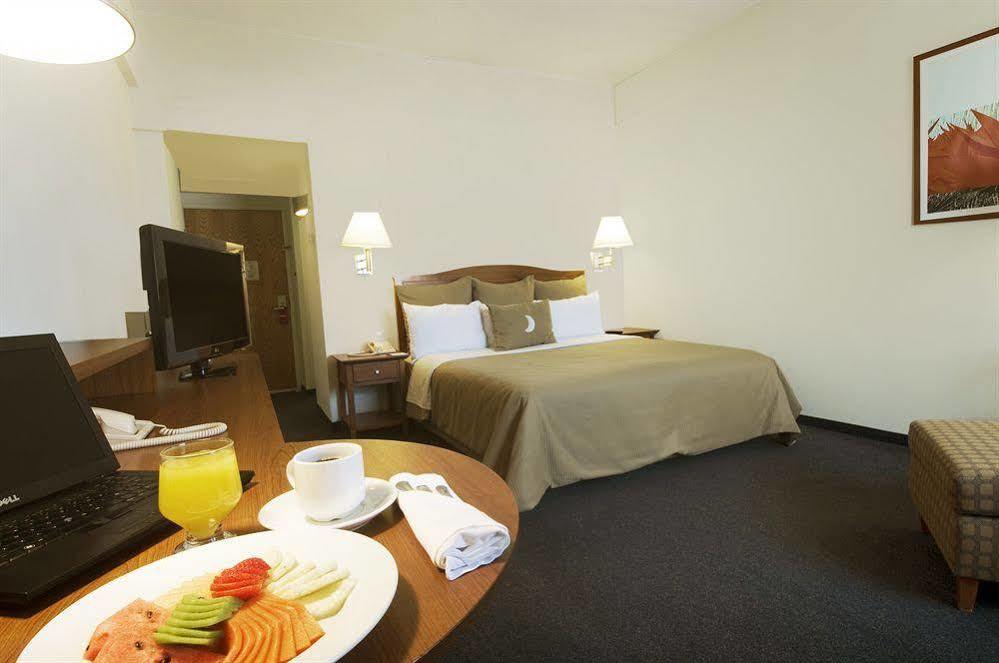 Fiesta Inn Mexicali Zewnętrze zdjęcie