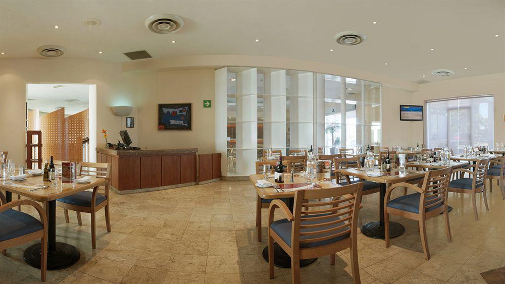 Fiesta Inn Mexicali Restauracja zdjęcie